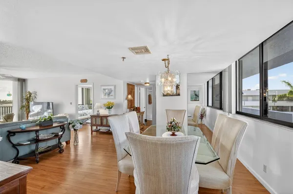 $3,200 | 8200 Lakeshore Drive, Unit 5070, Hypoluxo, FL 33462