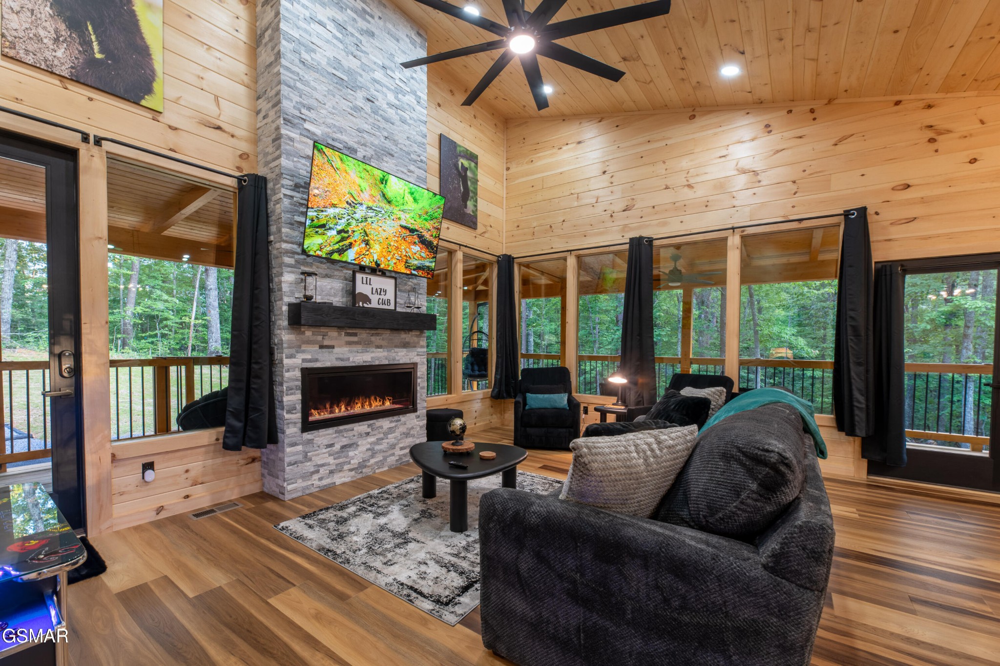 2110 Red Bud Road Sevierville, TN 37876 - Photo 4 of 48 Gallery Image 4