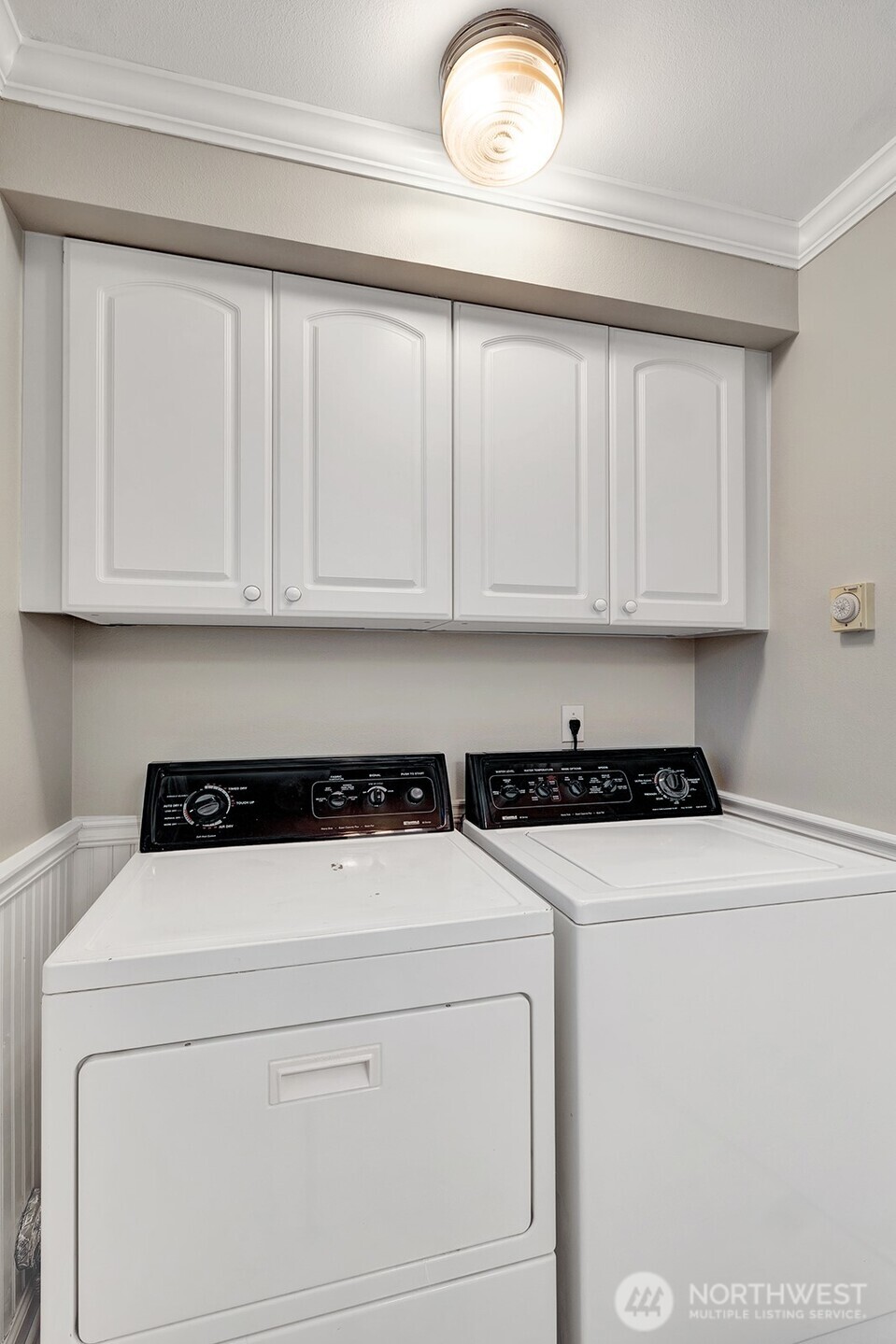 4501 35th Avenue South Seattle, WA 98118 - Photo 14 of 23