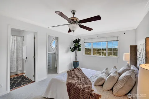 $819,950 | 4501 35th Avenue South, Seattle, WA 98118