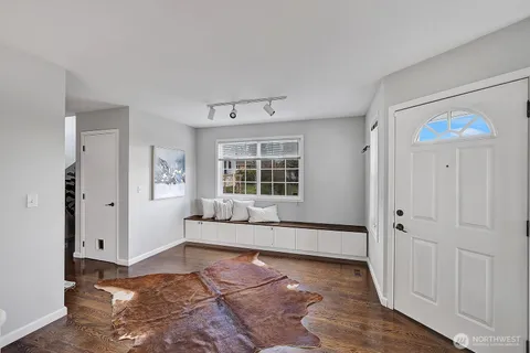 $819,950 | 4501 35th Avenue South, Seattle, WA 98118