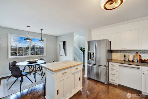 $819,950 | 4501 35th Avenue South, Seattle, WA 98118