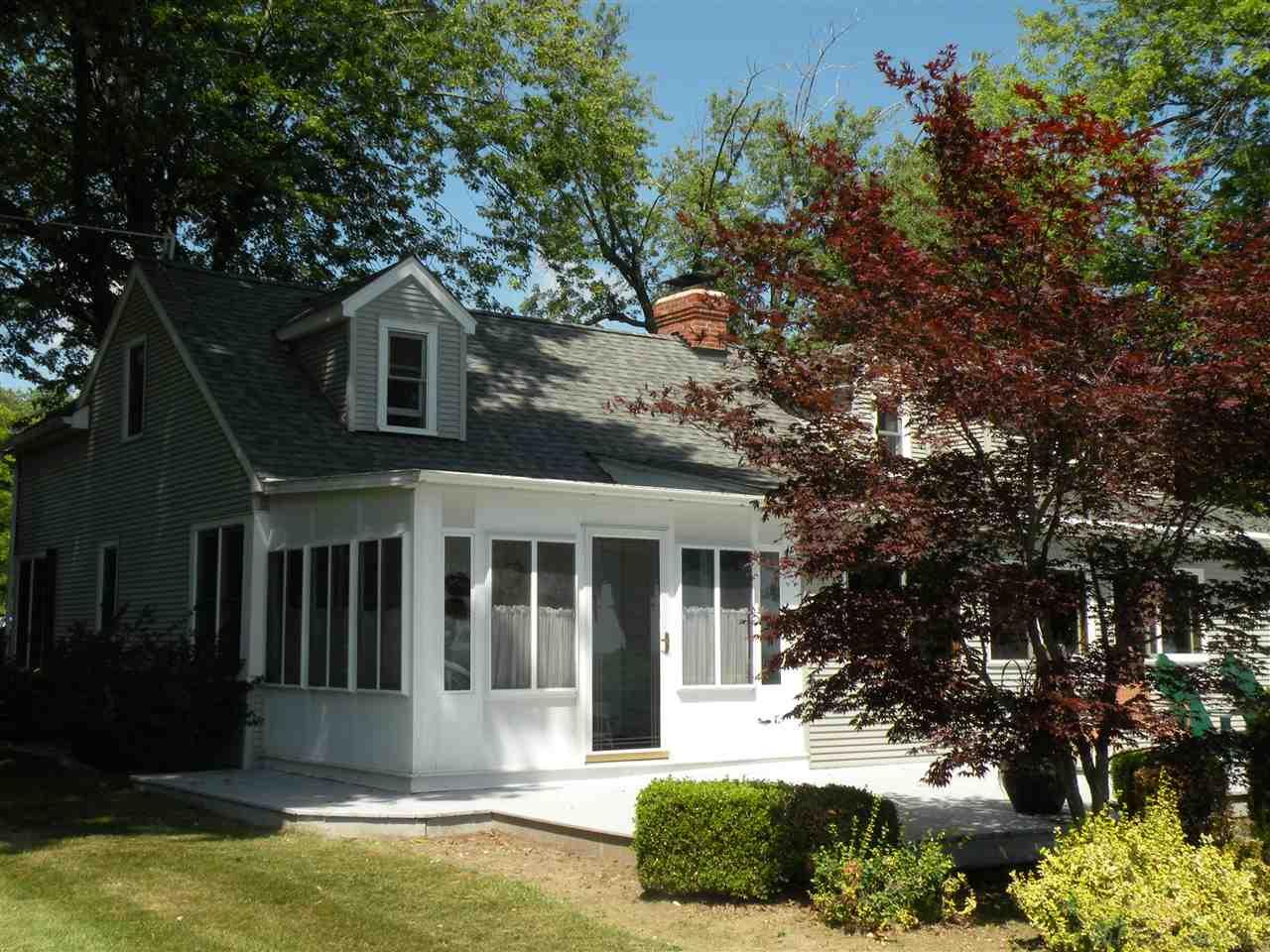 6757 Lakeshore Road Lexington, MI 48450 - Photo 9 of 41