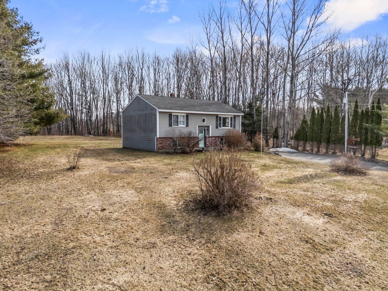 27 Oak Ridge Drive Standish, ME 04084 - Photo 2 of 43 BUD-7-gg