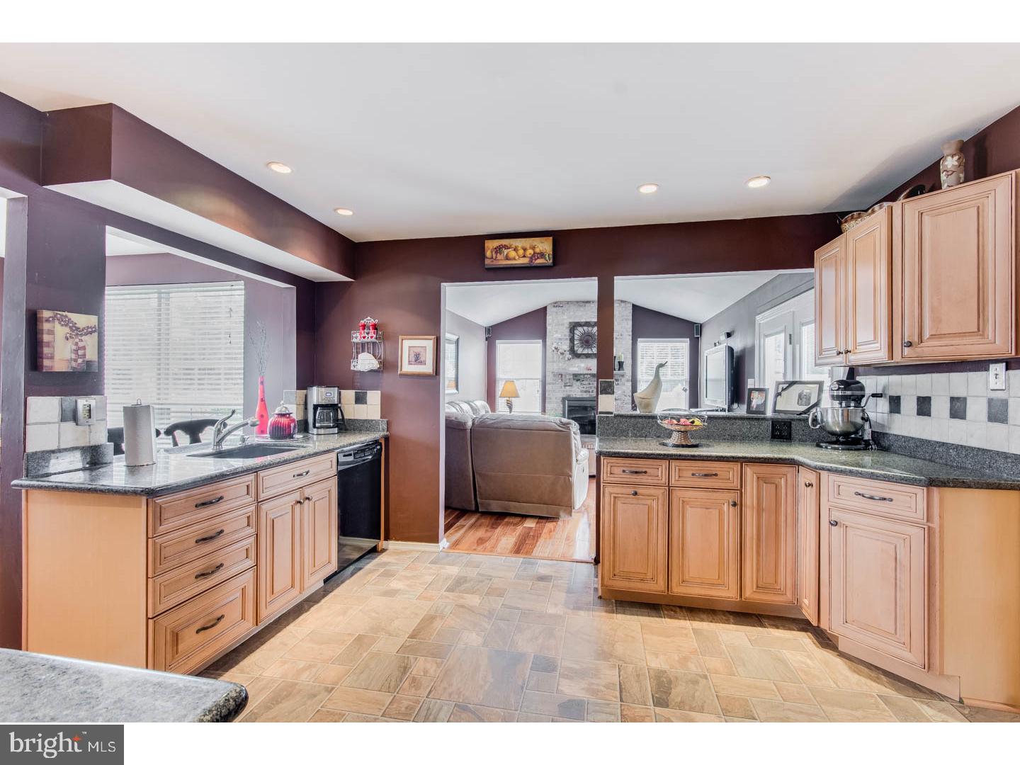 1327 Kearsley Road Sicklerville, NJ 08081 - Photo 12 of 20 Kitchen