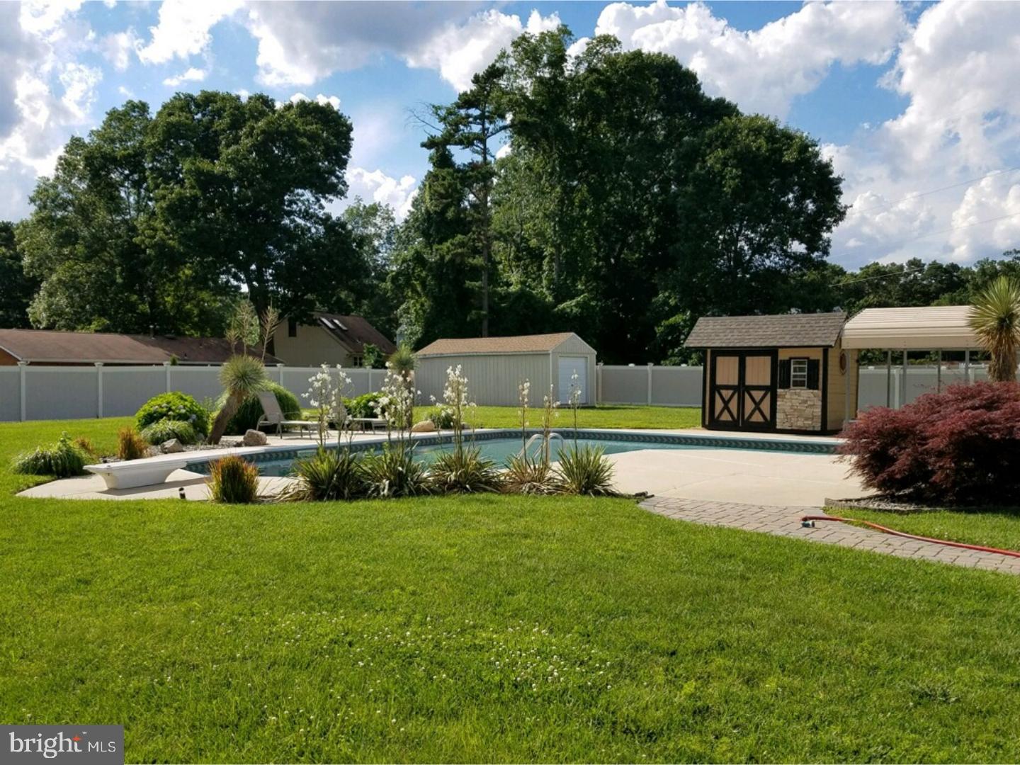 1327 Kearsley Road Sicklerville, NJ 08081 - Photo 6 of 20 Exterior Back