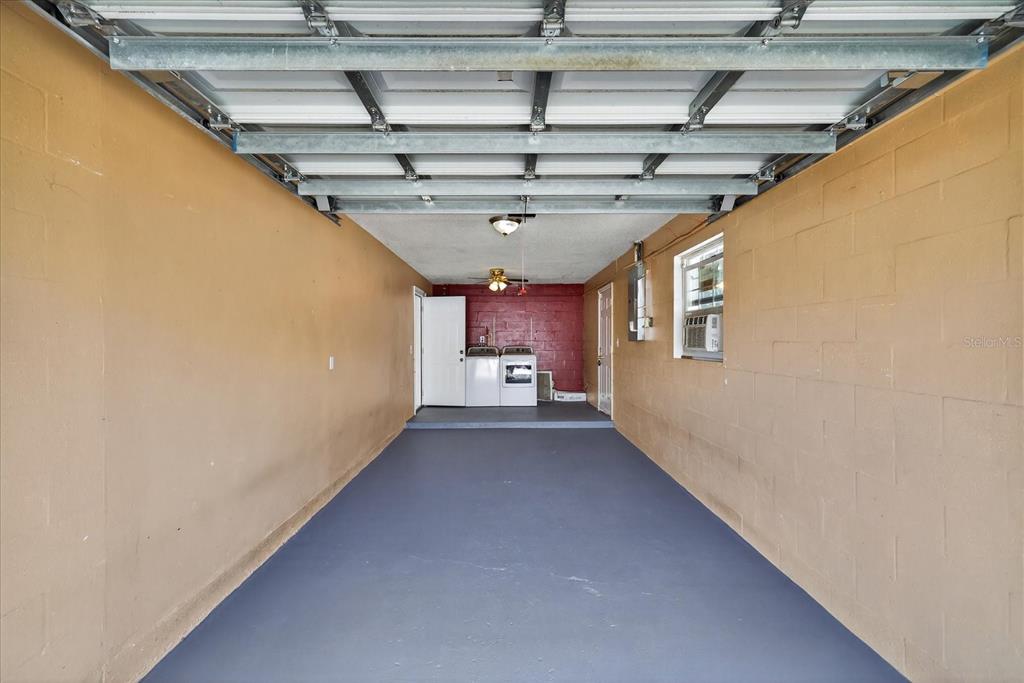 2015 Balfour Circle Tampa, FL 33619 - Photo 33 of 42 a view of entryway