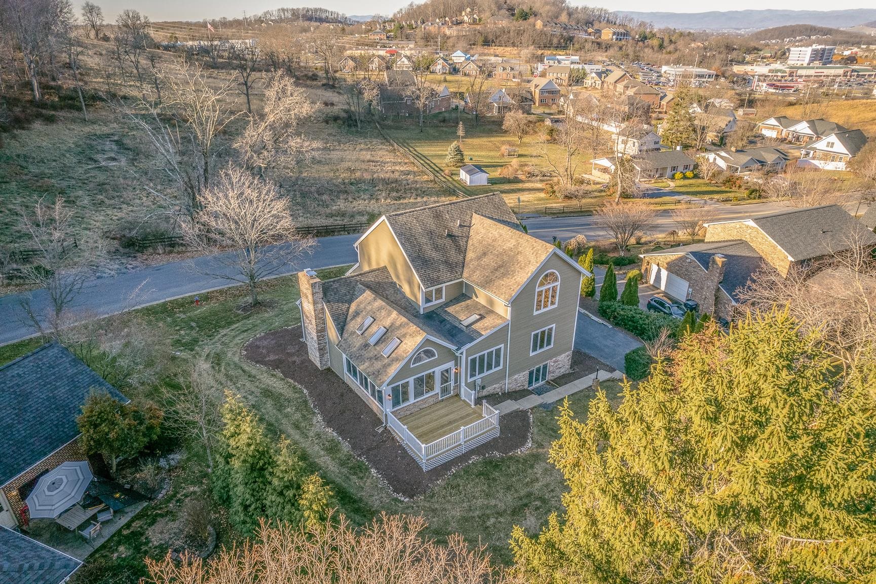 143 Betts Road Harrisonburg, VA 22802 - Photo 3 of 59 Gallery Image 3