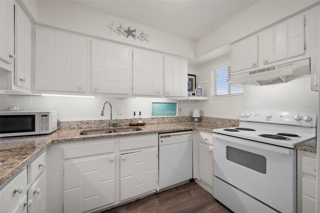 22375 Edgewater Drive, Unit 123 Port Charlotte, FL 33980 - Photo 7 of 93