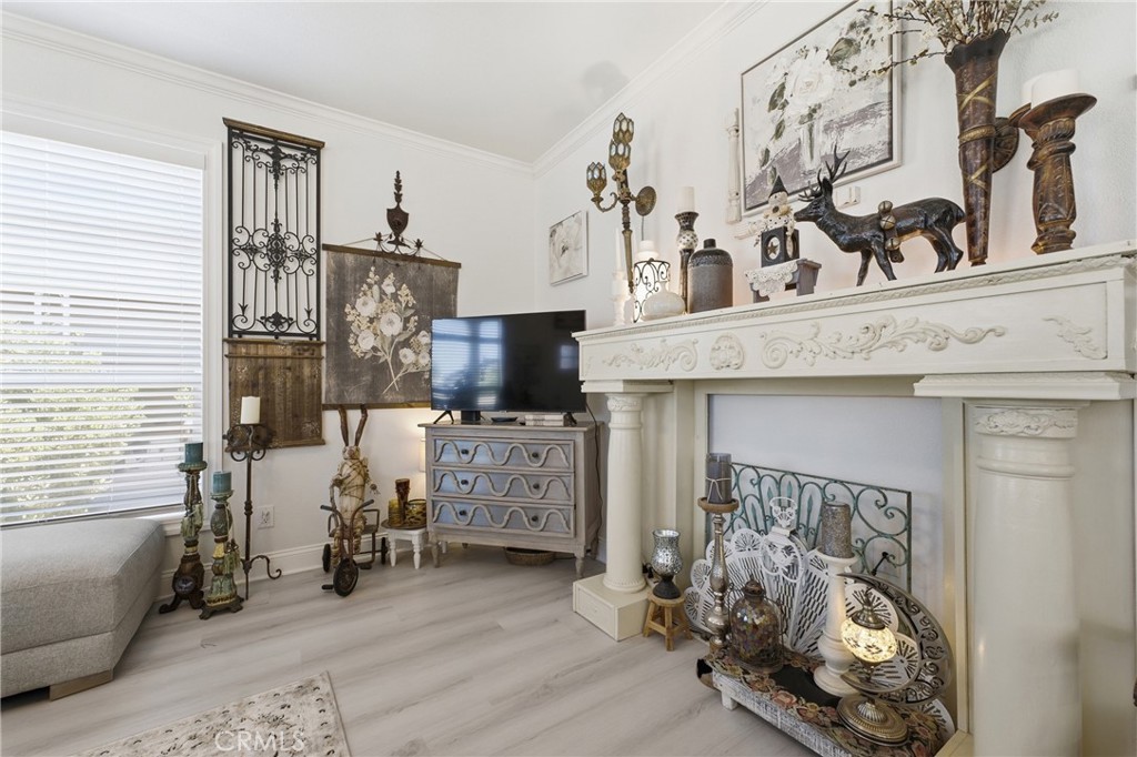 23301 Ridge Rte Drive, Unit 111 Laguna Hills, CA 92653 - Photo 6 of 43
