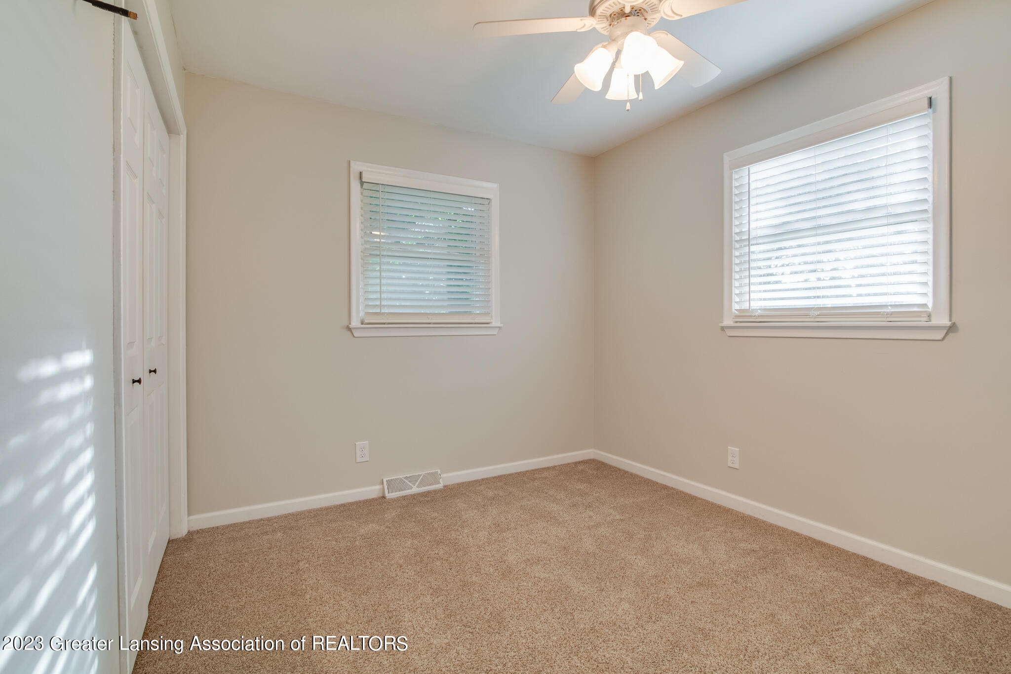 7407 Yorktown Road Lansing, MI 48917 - Photo 16 of 38 7407_Yorktown_BROCK-32