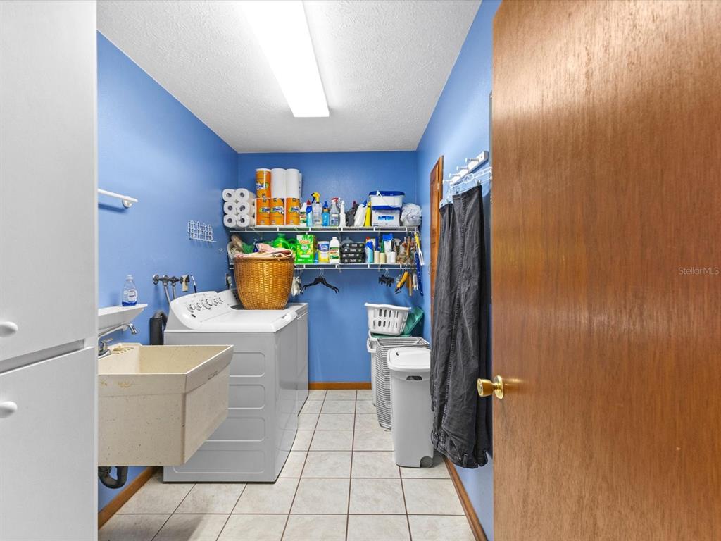 10700 Luscombe Court New Port Richey, FL 34654 - Photo 33 of 64