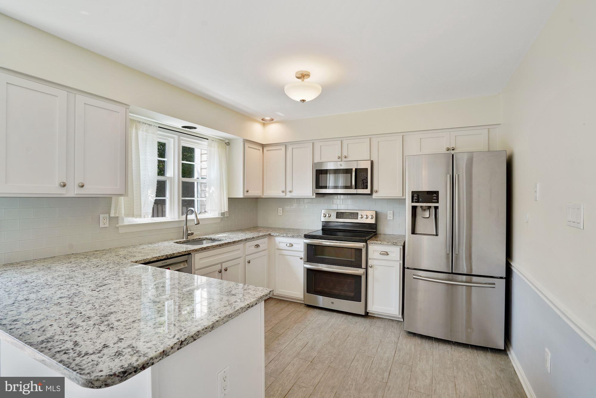 7410 Ridge Oak Court Springfield, VA 22153 - Photo 12 of 41