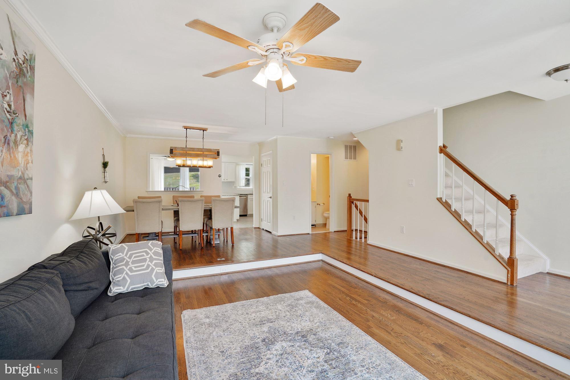 7410 Ridge Oak Court Springfield, VA 22153 - Photo 3 of 41