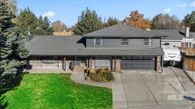 $415,000 | 1375 Owyhee Drive, Mountain Home, ID 83647