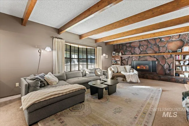 $415,000 | 1375 Owyhee Drive, Mountain Home, ID 83647