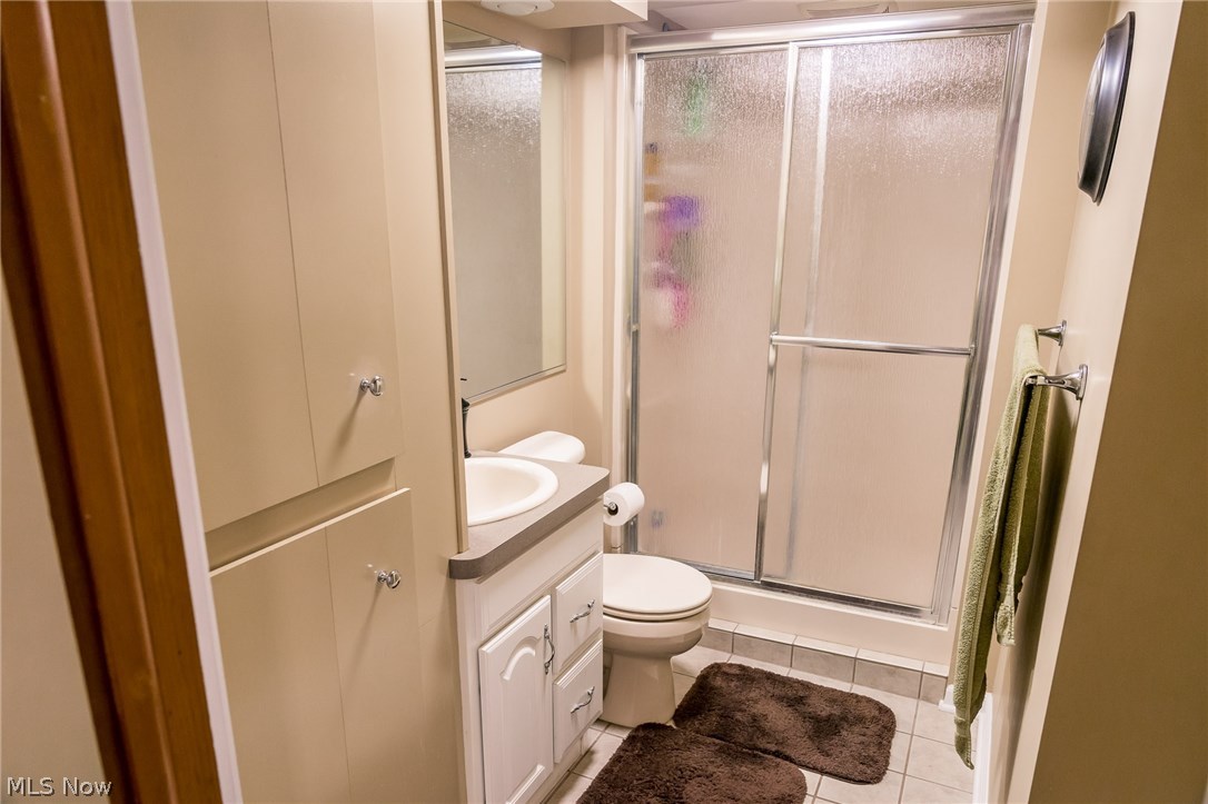 1679 Lyndhurst Road Lyndhurst, OH 44124 - Photo 26 of 35