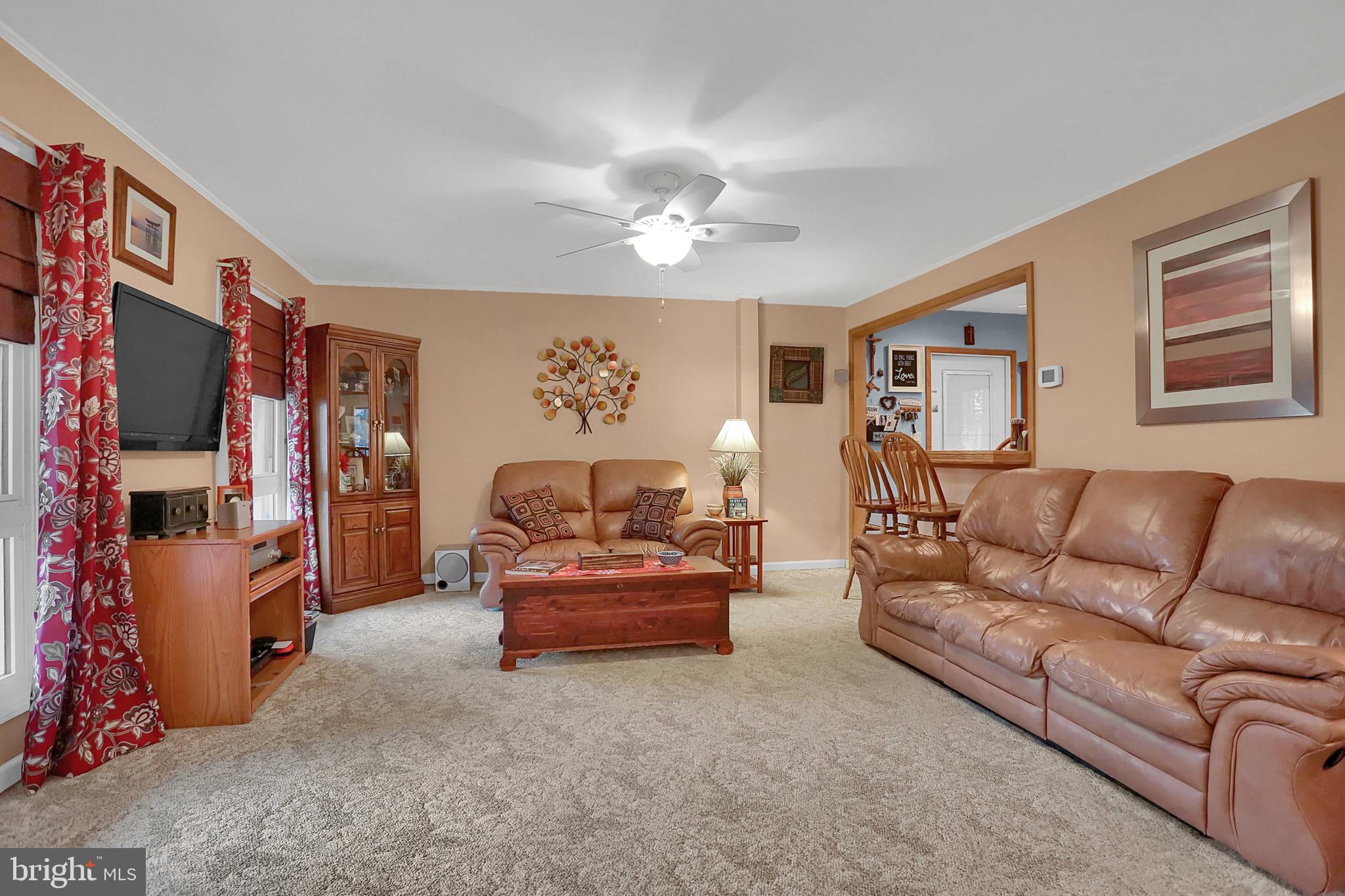 12 Clouser Rd Spur Mechanicsburg, PA 17055 - Photo 4 of 37