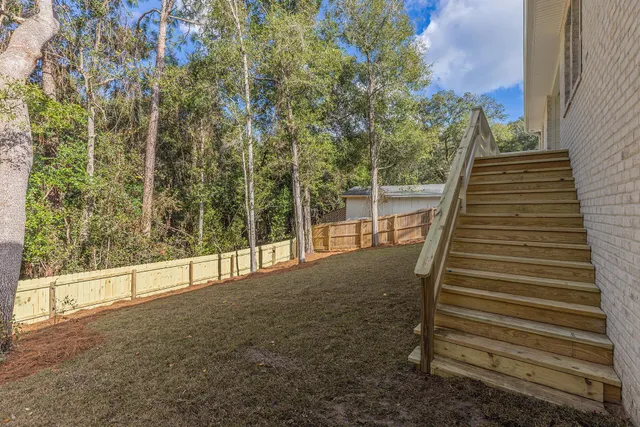 $2,600 | 110 4th Street, Niceville, FL 32578