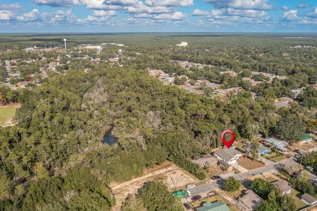 $2,600 | 110 4th Street, Niceville, FL 32578