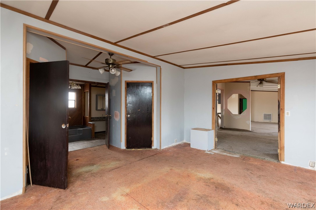 101 South Hano Road Golden Valley, AZ 86413 - Photo 16 of 50 Gallery Image 16