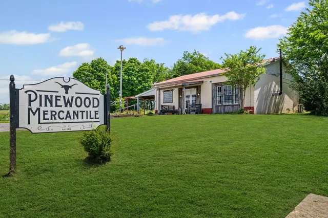 $199,900 | 4950 State Highway 48, Nunnelly, TN 37137