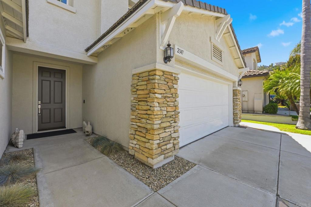 2347 Merwin Drive Carlsbad, CA 92008 - Photo 3 of 62