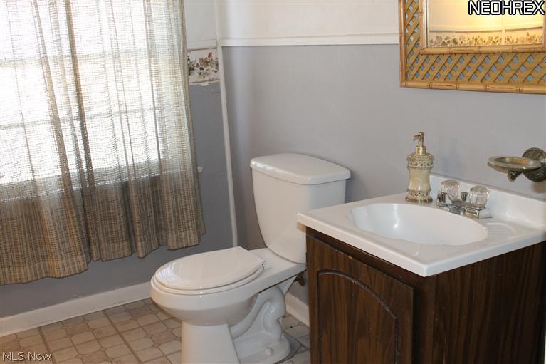 43259 North Ridge Road Elyria, OH 44035 - Photo 19 of 21