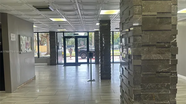 $169,000 | Golden Glades, Miami, FL 33169