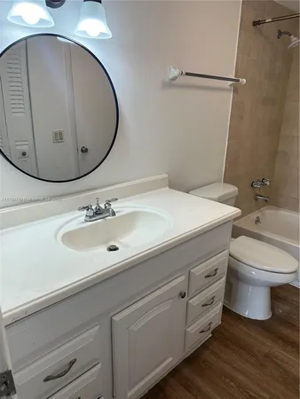 $169,000 | Golden Glades, Miami, FL 33169