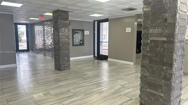 $169,000 | Golden Glades, Miami, FL 33169