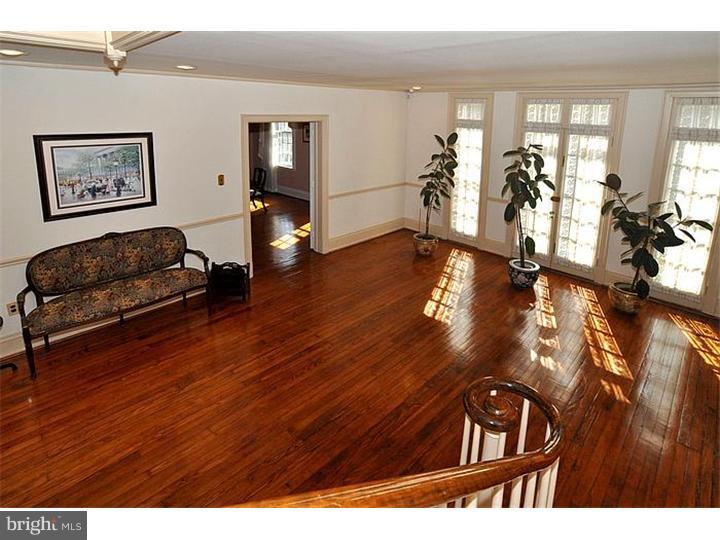 211 Meetinghouse Road Jenkintown, PA 19046 - Photo 2 of 22 Foyer
