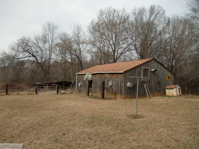 292 Howard Black Road Lexington, NC 27292 - Photo 14 of 16 Exterior Front.