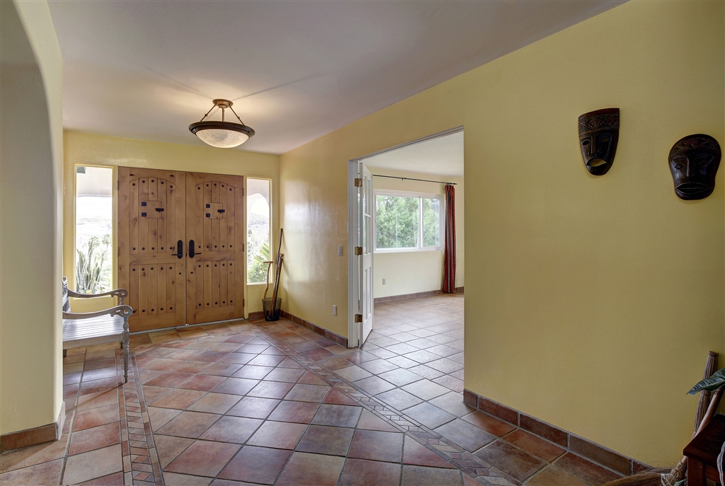 2623 Daisy Lane Fallbrook, CA 92028 - Photo 6 of 25