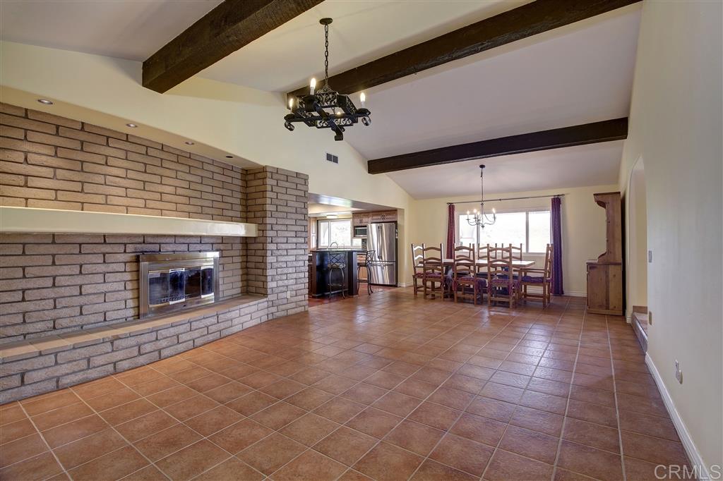 2623 Daisy Lane Fallbrook, CA 92028 - Photo 10 of 25