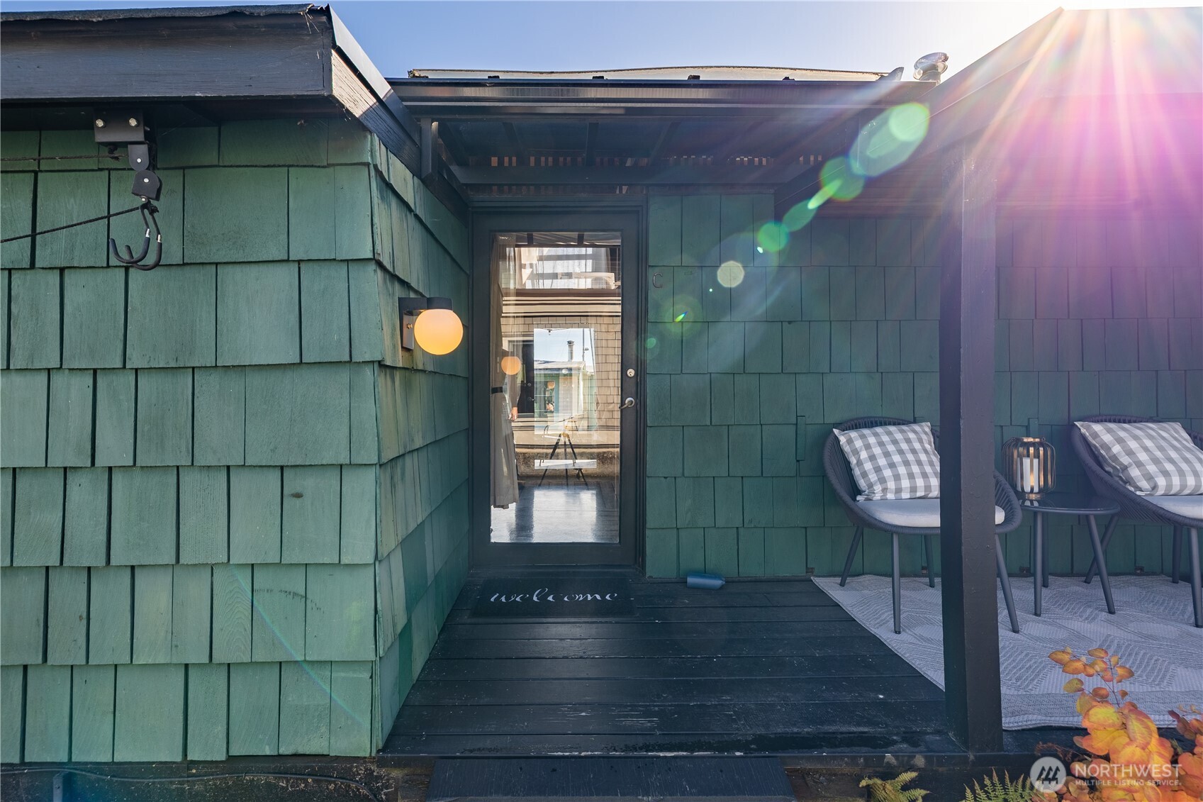 3130 Portage Bay Place East, Unit C Seattle, WA 98102 - Photo 35 of 40 a view of entryway door