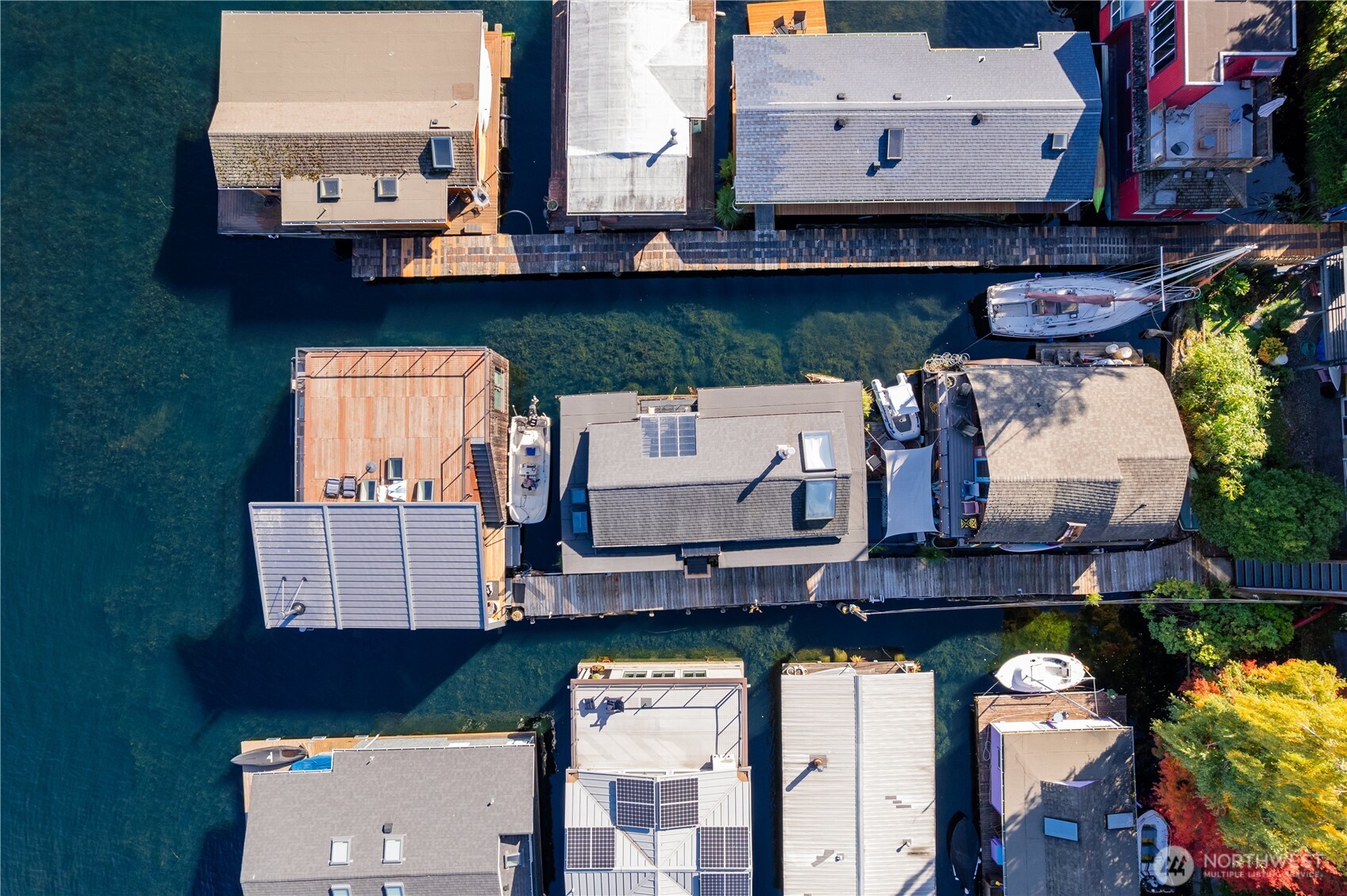3130 Portage Bay Place East, Unit C Seattle, WA 98102 - Photo 38 of 40 an aerial view of residential houses with outdoor space