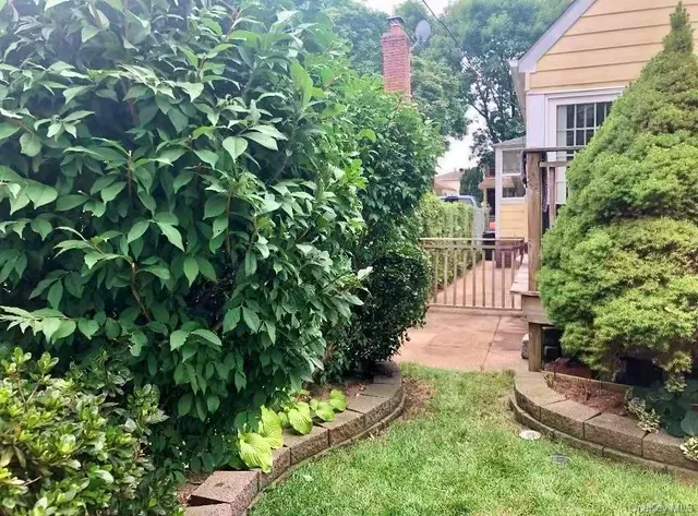 $799,000 | 241-25 85th Avenue | Bellerose