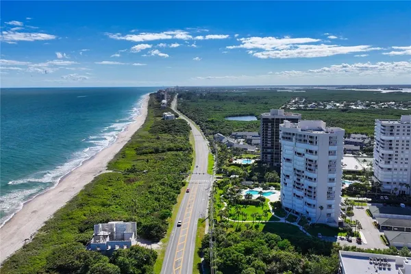 $2,750 | 5051 North Hwy A1A, Unit 82, Hutchinson Island, FL 34949
