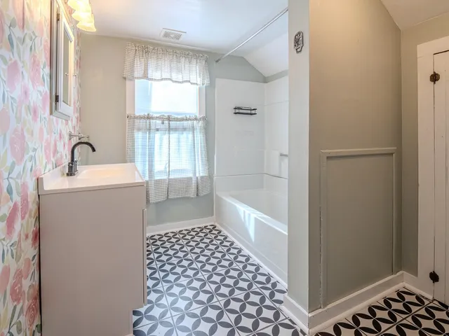 $349,000 | 84 Ruby Road, Poultney, VT 05764