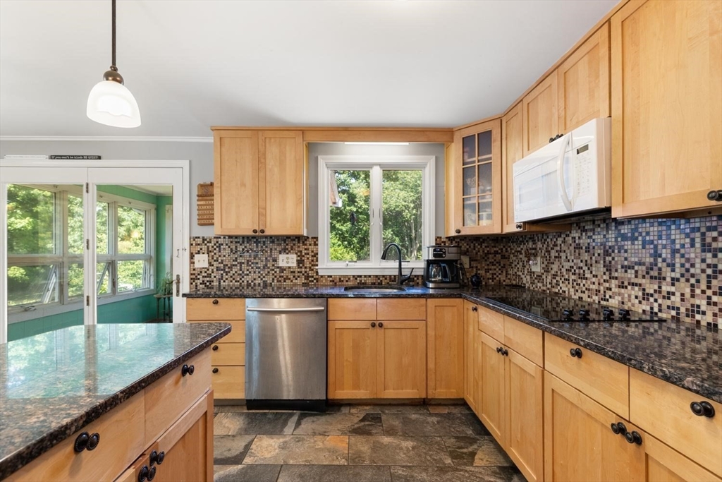 5 Paradise Road Beverly, MA 01915 - Photo 16 of 37