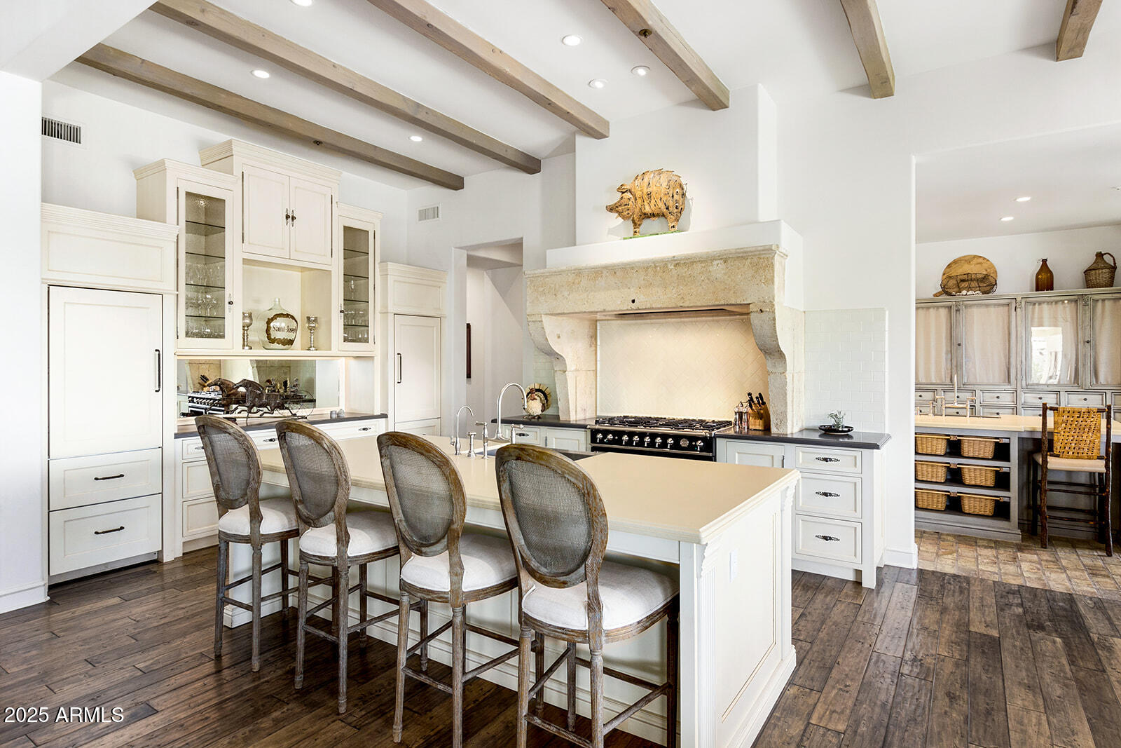 8531 North 49th Street Paradise Valley, AZ 85253 - Photo 12 of 61 MAIN kitchen