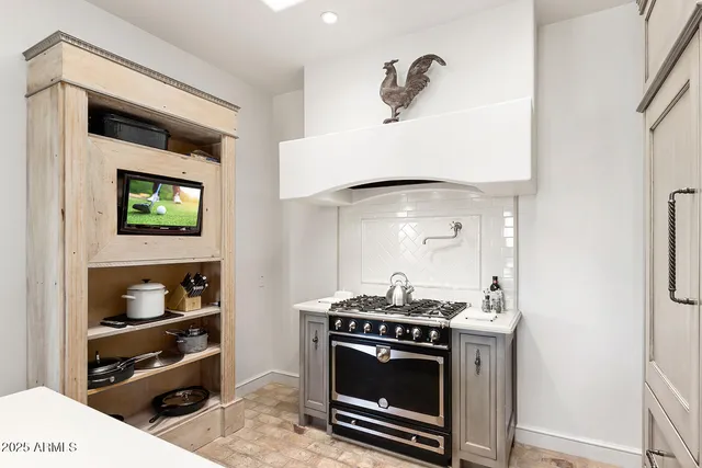 $60,000 | 8531 North 49th Street, Paradise Valley, AZ 85253