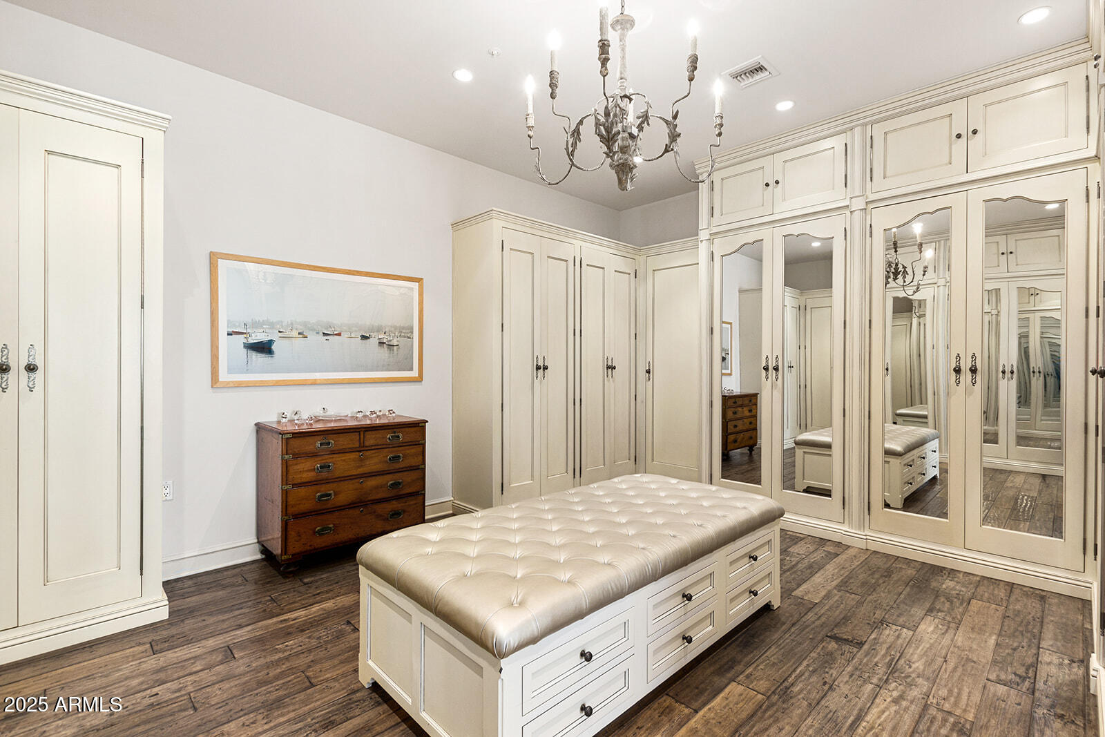 8531 North 49th Street Paradise Valley, AZ 85253 - Photo 25 of 61 Hers closet