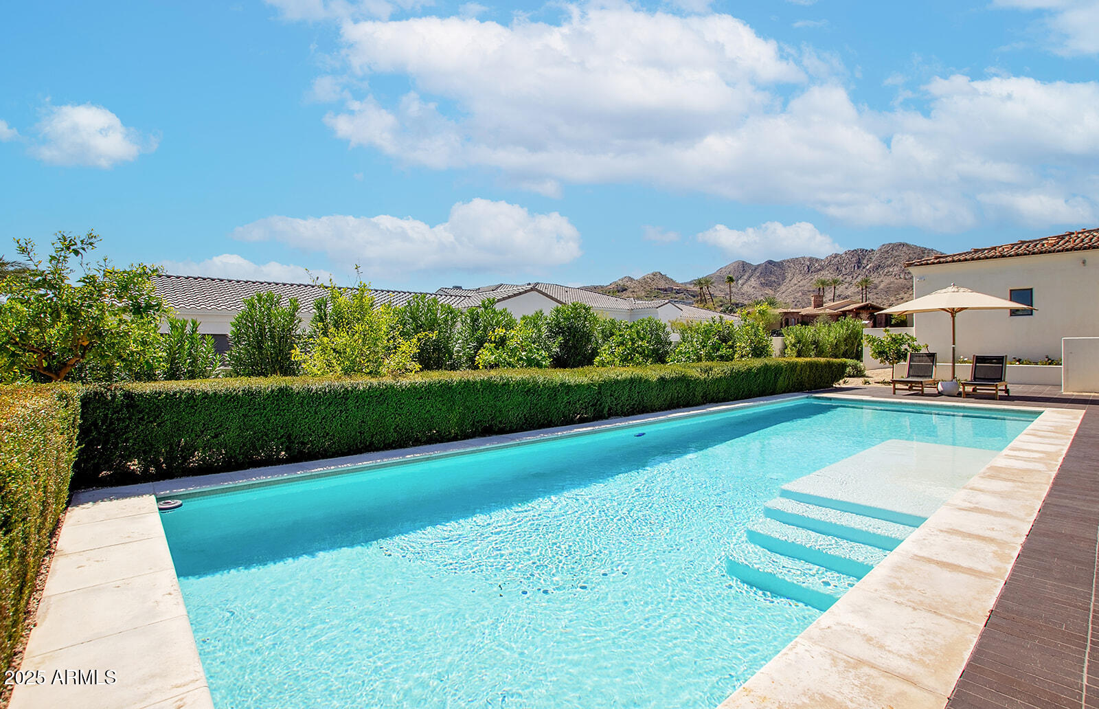 8531 North 49th Street Paradise Valley, AZ 85253 - Photo 3 of 61 Heated sparkling pool