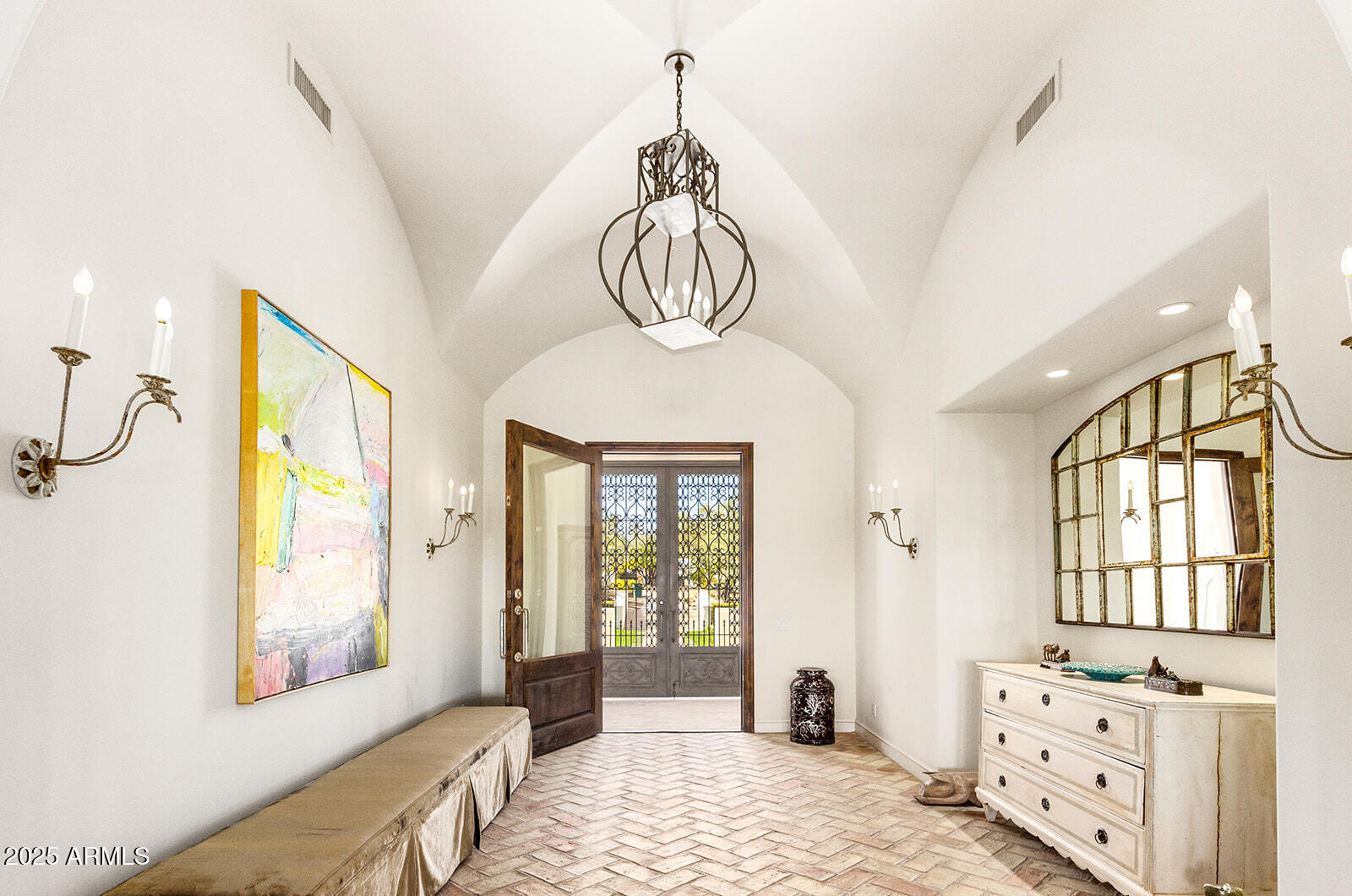 8531 North 49th Street Paradise Valley, AZ 85253 - Photo 4 of 61 Entry