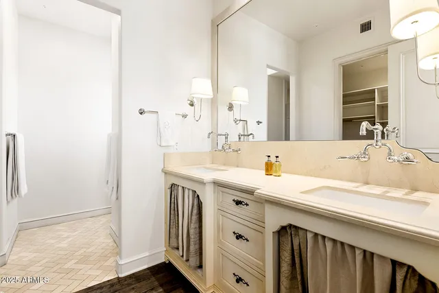 $60,000 | 8531 North 49th Street, Paradise Valley, AZ 85253