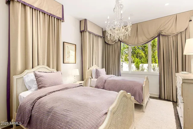 $60,000 | 8531 North 49th Street, Paradise Valley, AZ 85253