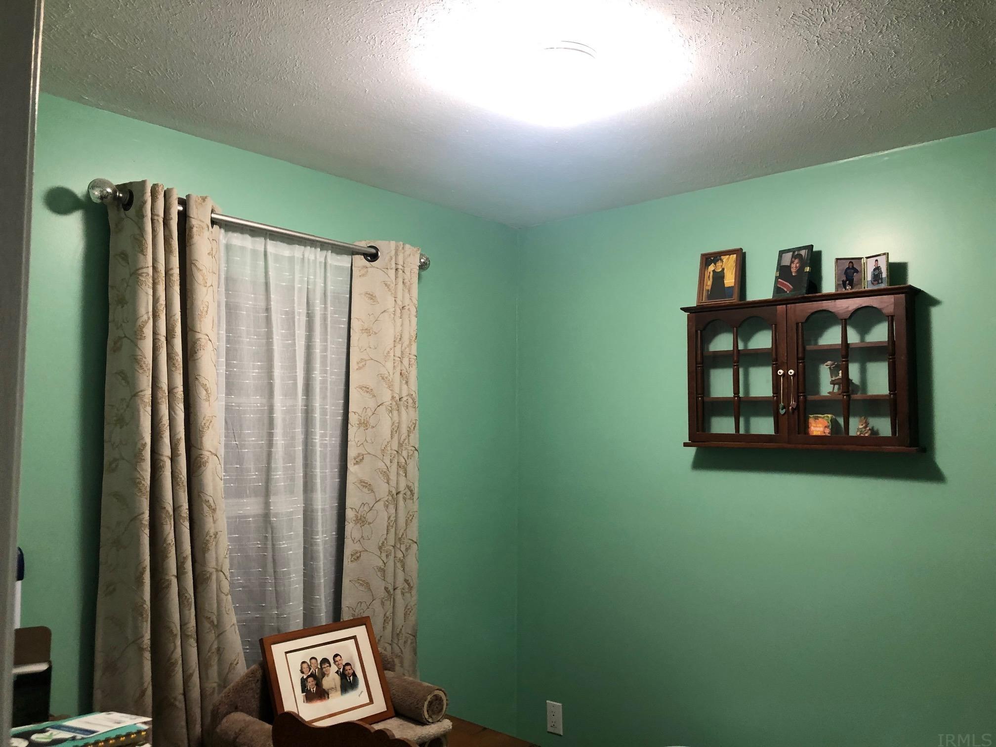 743 Man-Chester Drive Rochester, IN 46975 - Photo 12 of 25