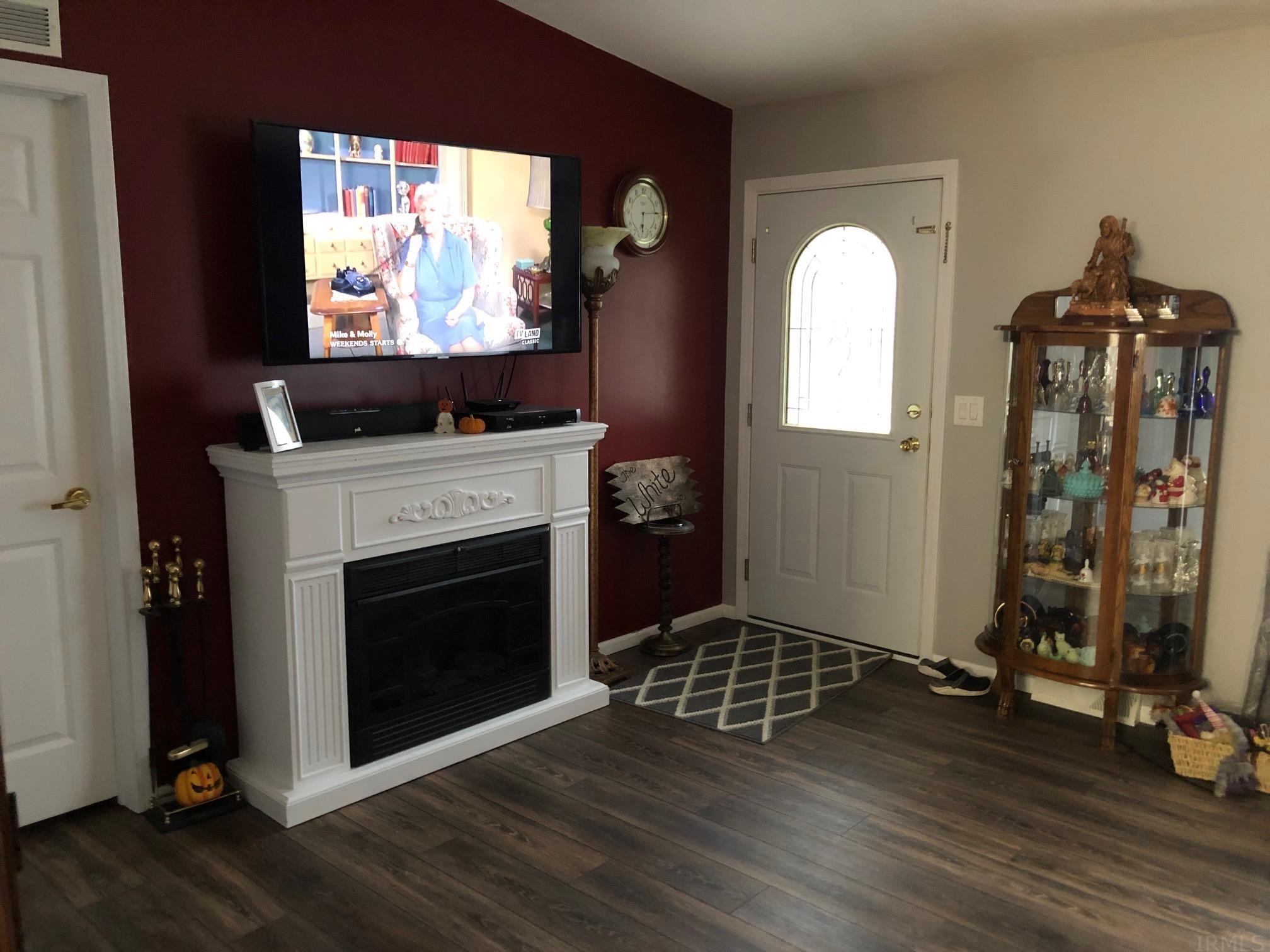 743 Man-Chester Drive Rochester, IN 46975 - Photo 5 of 25